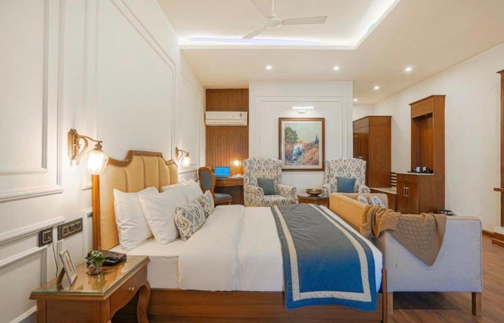 Double Room